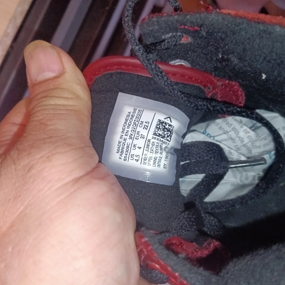 Converse - Picture 5 of 8